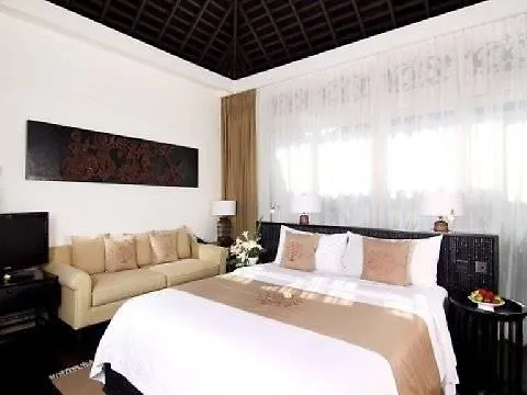阿瓦尼塞米亚克巴厘岛度假村
